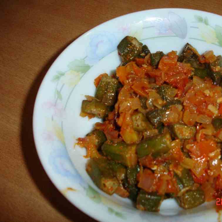 Okra with tomatoes