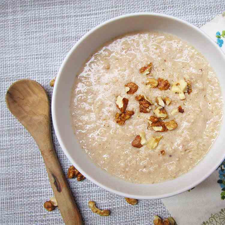 Our Favorite Walnuts Vanilla Oatmeal