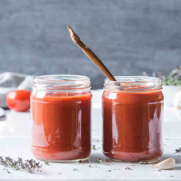 Easy 1-Pot, 7-Ingredient Marinara Sauce