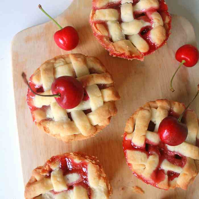 MIni cherry shortbread pies