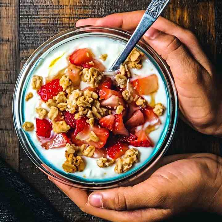 Easy Homemade Yogurt Recipe