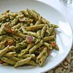 Penne with spicy coriander pesto (Vegan)