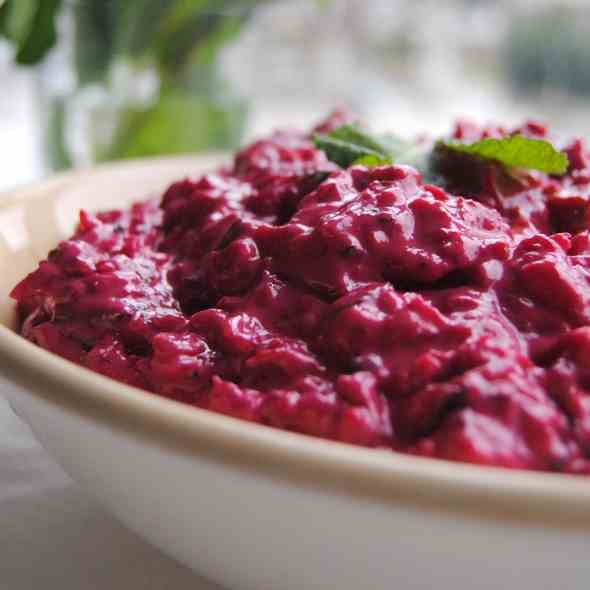 Beets with mint and yogurt