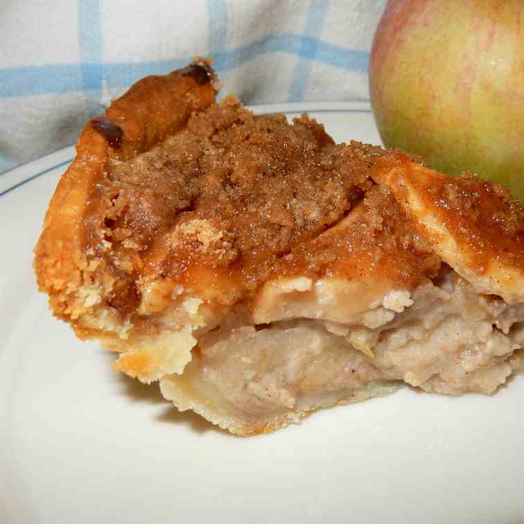 Sour Cream Apple Walnut Pie