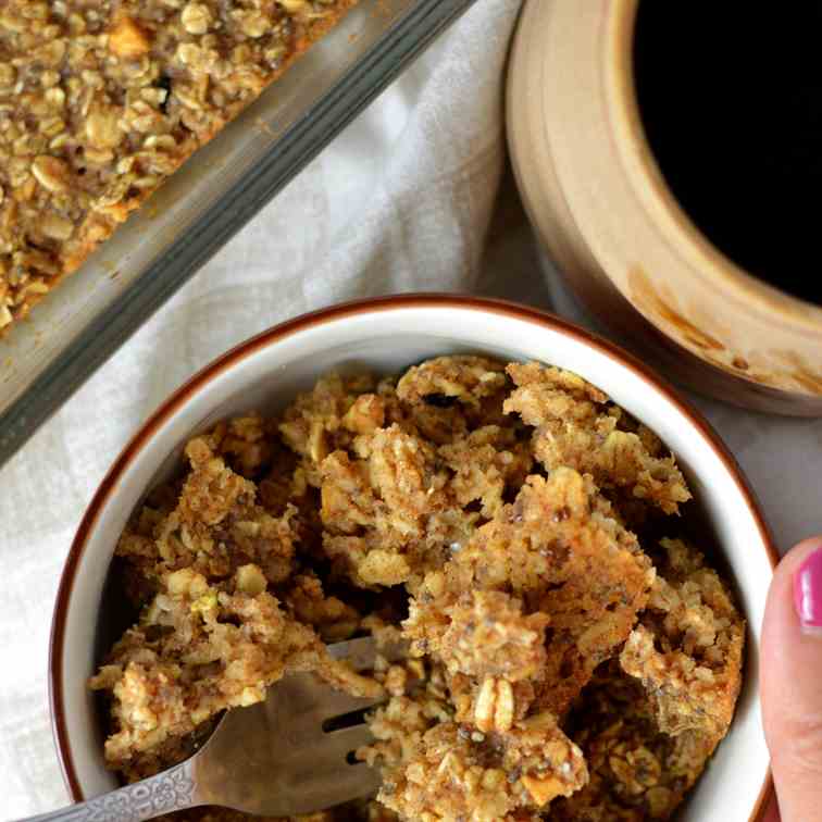 Applesauce Baked Oatmeal