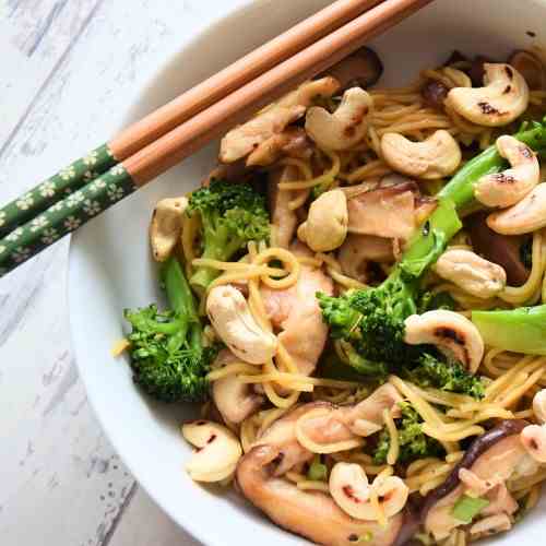  Spicy noodles with mushrooms