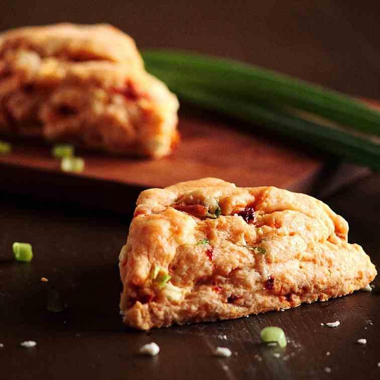 Roasted Pepper Feta Scones