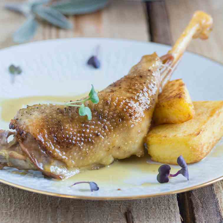 Braised Rooster Legs with Wine Sauce