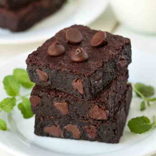 Gluten-Free Mint Chocolate Chip Brownies