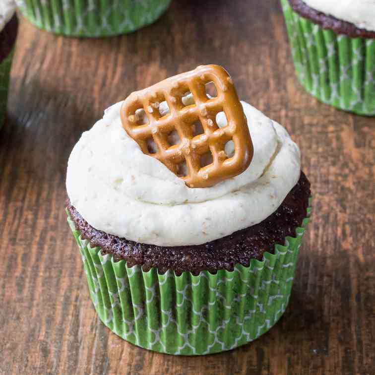 Beer - Pretzel Cupcakes