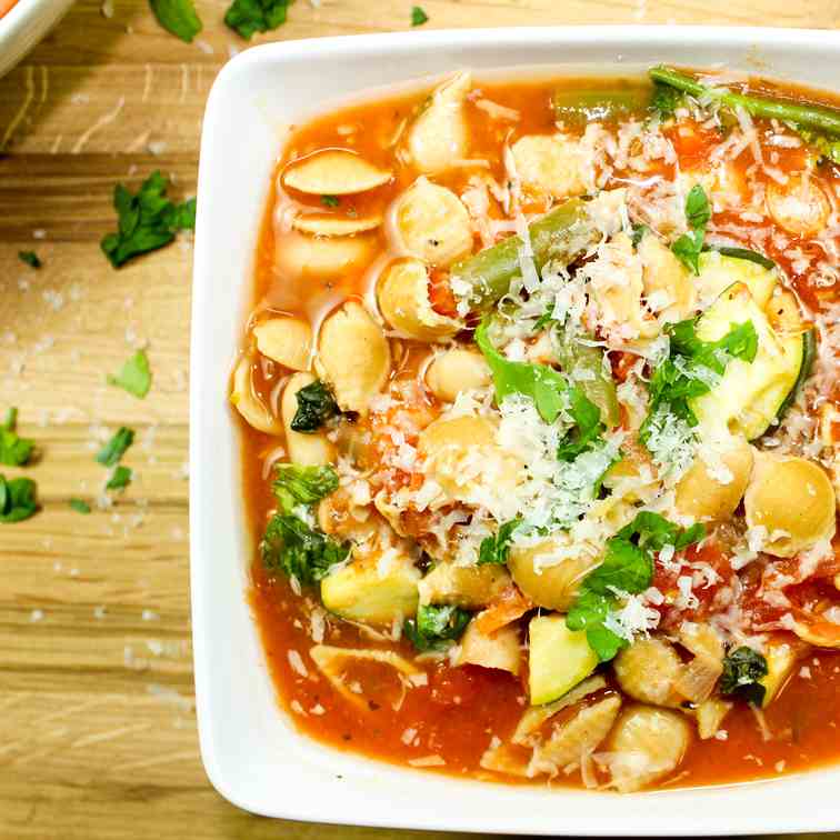 Slow Cooker Minestrone Soup