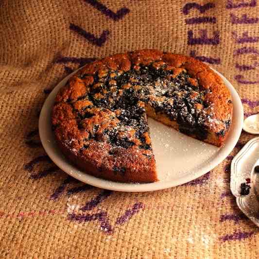 Yogurt cake with blueberries