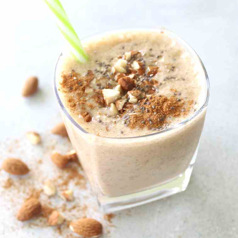 The BEST Vanilla Almond Chai Smoothie