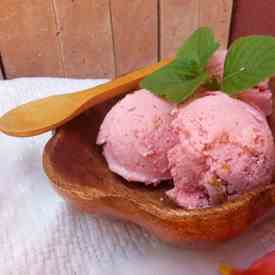 strawberry cheesecake ice cream