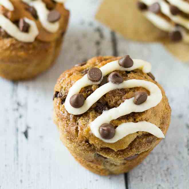 Cinnamon Swirl Chocolate Chip Muffins