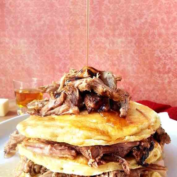 Pulled pork pancakes