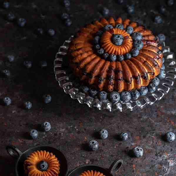 Blueberry bundt cake