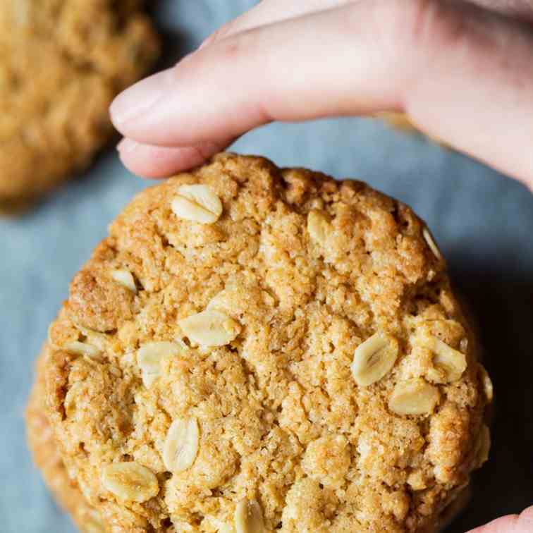 Vegan Anzac biscuits