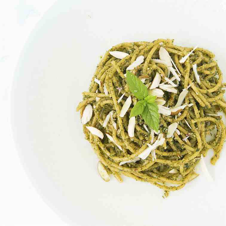 Mint and almond pesto