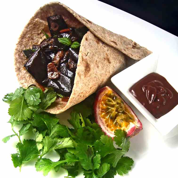 Chappathi wrap with eggplants & choco-dip