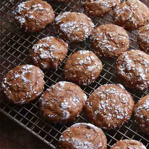 Gingerbread Crinkle Cookies