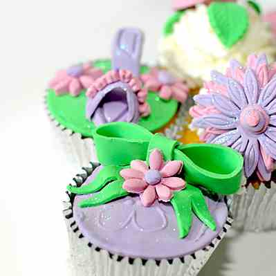 Sparkly Cup Cakes