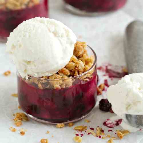 Easy Berry Crisp