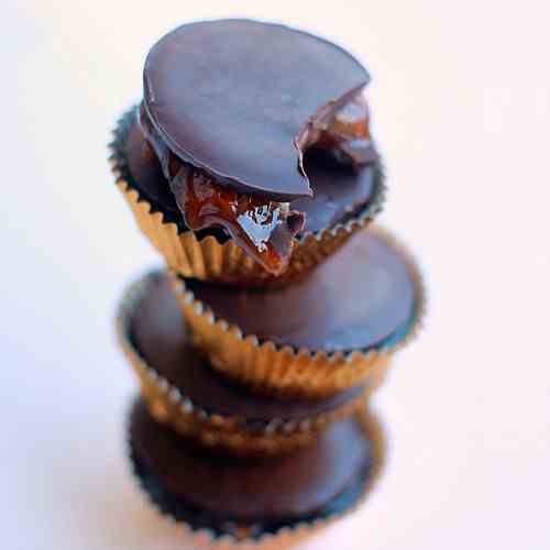 Smoked Almond Dark Chocolate Turtles