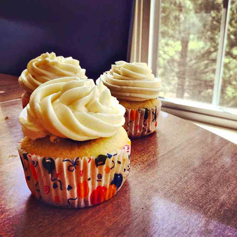 Cupcakes with chocolate ganache