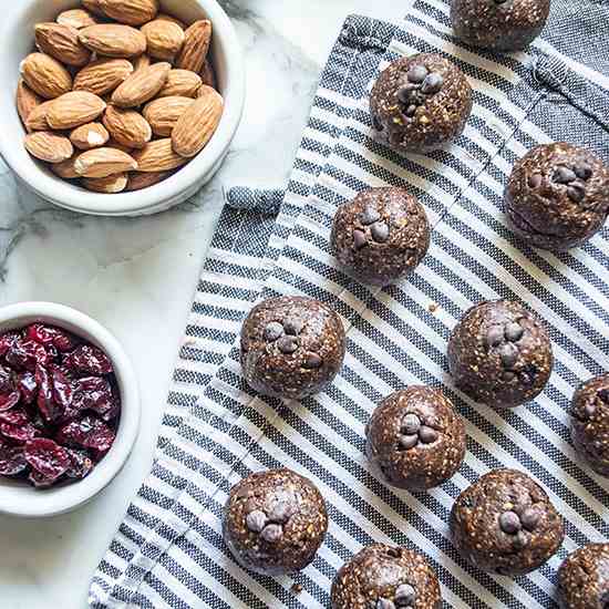 Chocolate Almond Probiotic Energy Balls