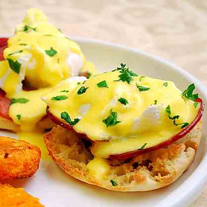 Eggs Benedict with Foolproof Hollandaise