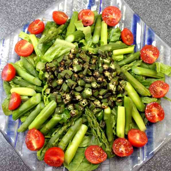 Green Salad with light Salad Sauce