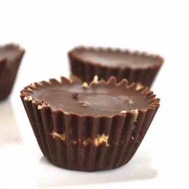 Raw Chocolate Peanut Butter Cups