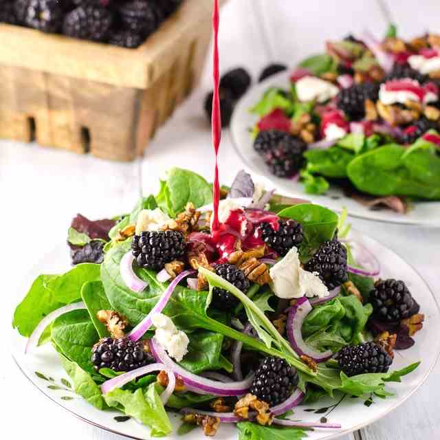 Blackberry Goat Cheese Salad