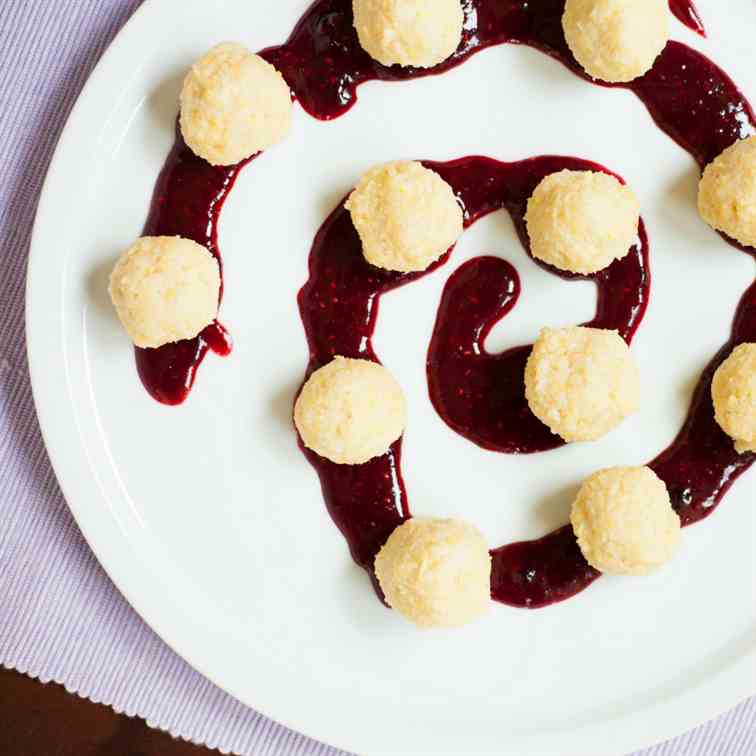 Millet Balls with Mixed Berries Sauce