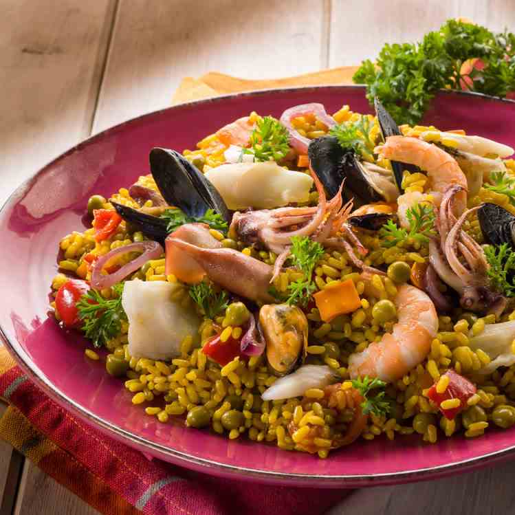 30 Minute Easy Seafood Paella