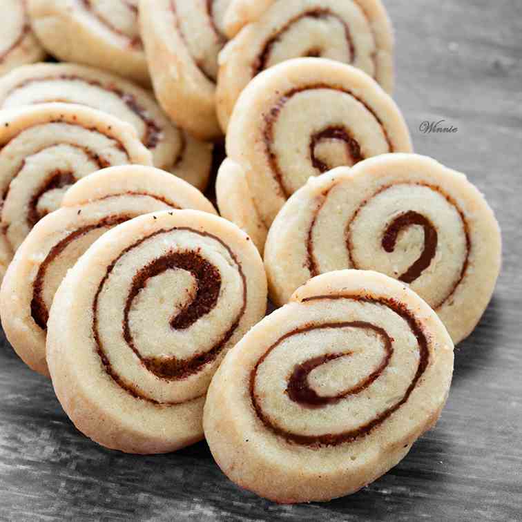 Cinnamon Shortbread Cookies