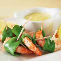 Shrimp wrapped with mango dip