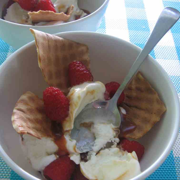 Salted Caramel Vanilla Ice Cream Sundaes