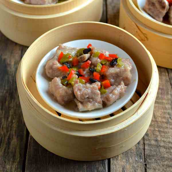 DIM SUM SPARERIBS WITH BLACK BEAN SAUCE