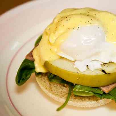 Apple Ham Eggs Benedict