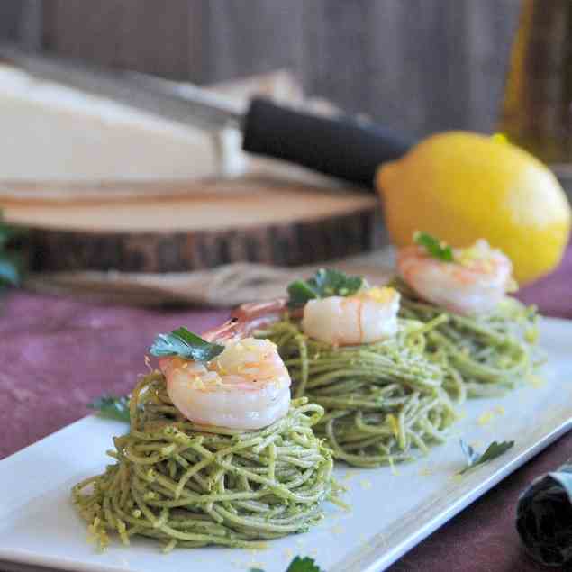 Spinach Pesto Spaghetti with Grilled Shrim