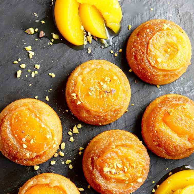 Upside-Down Apricot Cupcakes