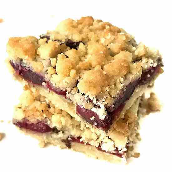 Cherry Crumble