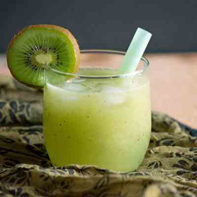 Kiwi Fresh Fruit Juice, knock down the hea