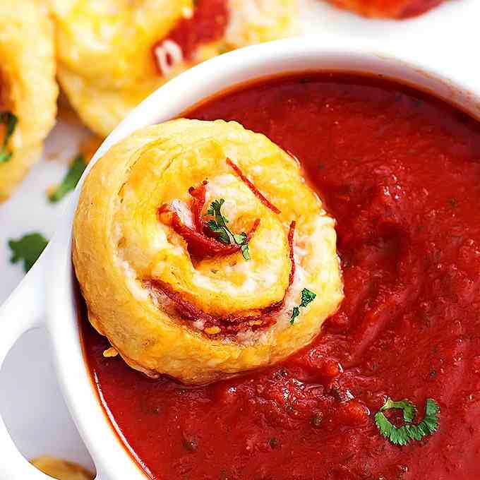 Pepperoni Pizza Pinwheels