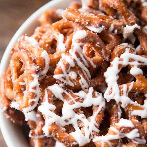 cinnamon sugar pretzels