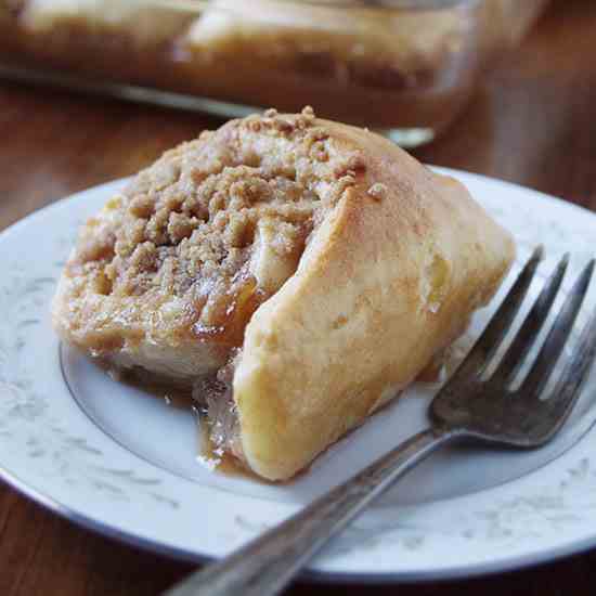 Pear Streusel Sweet Rolls