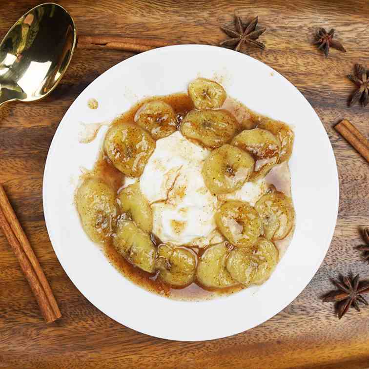 Chai-spiced caramelized bananas