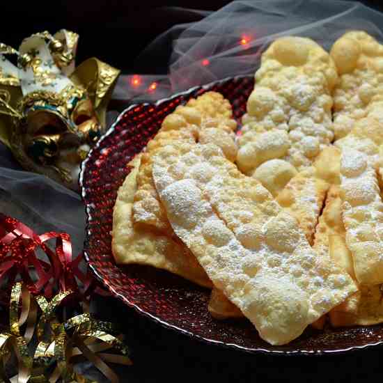 Crispy Italian Carnival Fritters